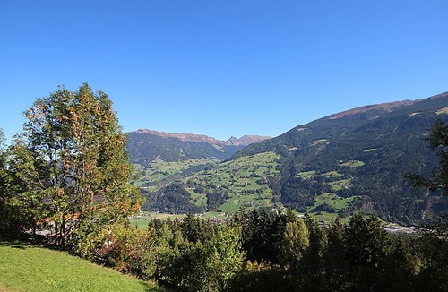 Aschau Im Zillertal Apartment | 60 m² Apartment ∙ 2 bedrooms ∙ 4 guests