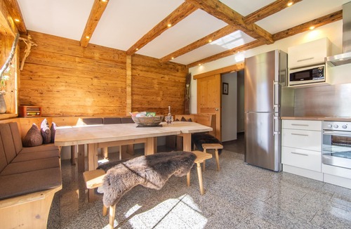 Ramsau im Zillertal Apartment | Detached farmhouse near ski resort Mayrhofen