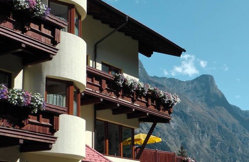 Sankt Leonhard im Pitztal Apartment | 70 m² Apartment ∙ 2 bedrooms ∙ 4 guests