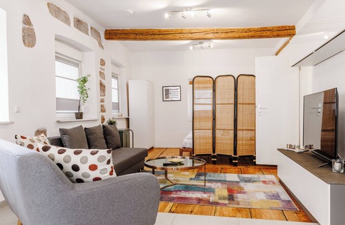 Kulmbach Apartment | At the white tower studio