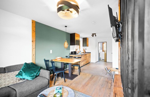Reit im Winkl Apartment | Atelier Walchsee | mountain view, pool & sauna