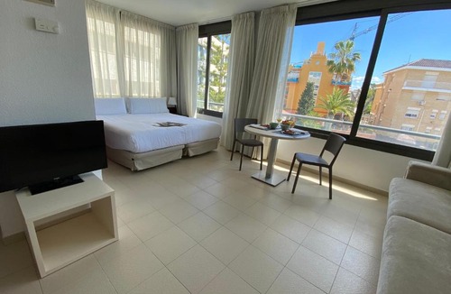 Vilanova I la Geltru Apartment | Atenea Park Suites & Apartments
