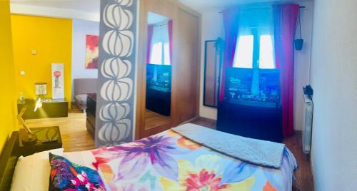 San Diego Apartment | ATICO & TERRAZA a 6 minutos en metro de ATOCHA estacion central