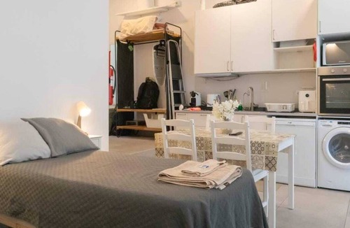 Arganzuela Apartment | Atocha Pequeno Studio muy Bien Conectado