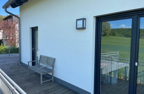Altdorf bei Nuernberg Apartment | Attic suite with living room/bedroom