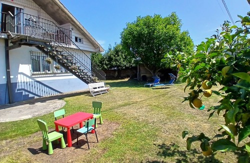 Noja House | Attic with an enclosed garden, perfect for children.