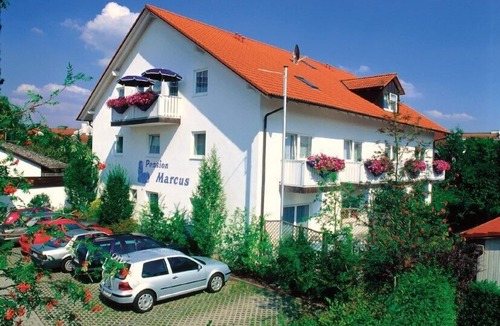 Bad Goegging Apartment | Attractive vacation apartment (40m2) with balcony