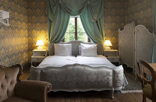 Monthey Hotel | Au Vieux Manoir