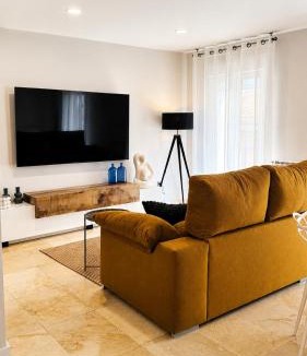 Tudela House | Aurah Home