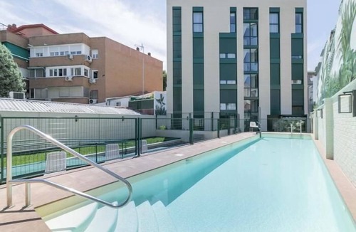 Carabanchel Apartment | Aurora Stays by Charming IV, Apartment for 4 with free parking