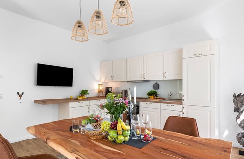 Hedwigenkoog Apartment | Auster- Exklusive Einrichtung auf 120 m² mit Terrasse und Strandkorb