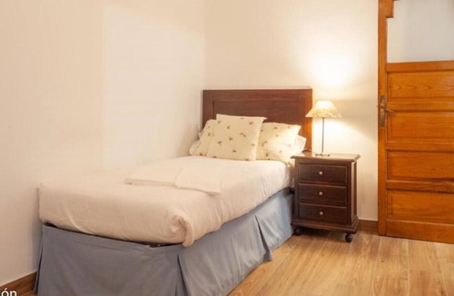 Cimadevilla Apartment | AV Menéndez Valdés