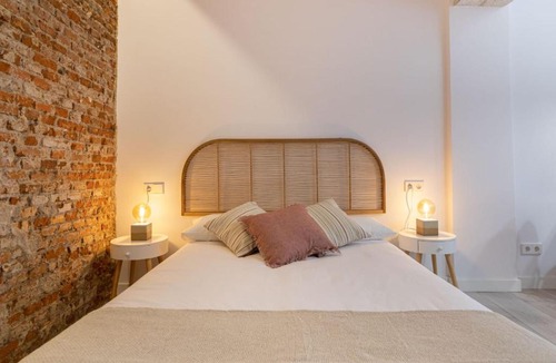 Almenara Apartment | Avenida de Asturias Apartment