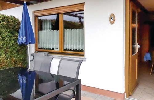 Graefendorf Apartment | Awesome apartment in Gräfendorf