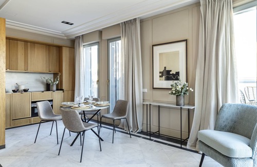 Goya Apartment | Ayala 63
