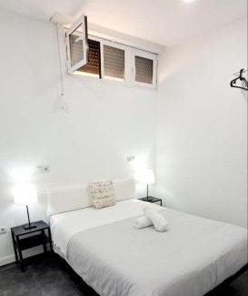 Canillas Hotel | AYZ Ulises - Auto check-in property