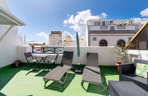 Vegueta Apartment | Azahara Apartment with Private Terrace