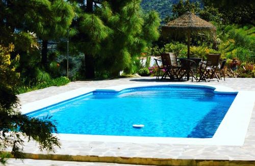 Comares Bed & Breakfast | B&B Finca la Loma