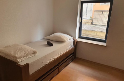 Hallbergmoos Hostel | Baarii Hostel - Hallbergmoos