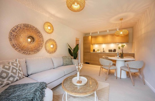 Benz Apartment | BaliBlizz apartment 03 with whirlpool, sauna and fitness room for 4 people