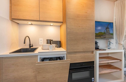 Benz Apartment | BaliBlizz apartment 13 with terrace, sauna & whirlpool for a wellness vacation