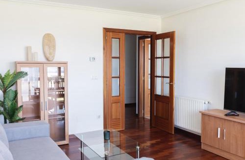 Rianxo Apartment | BaruHaus piscina y parking Rianxo 1