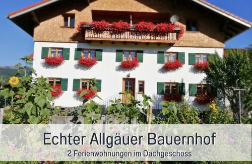 Ofterschwang Apartment | Bauernhof Finkel - Ferienwohnungen mit Balkon - Bergsicht - Traktor mitfahren - Tiere streicheln - entspannter Familienurlaub - zentrale Lage nahe Oberstdorf