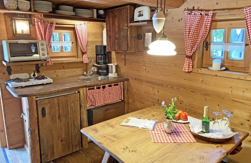 Tittmoning House | Bayerisches Refugium mit Sauna