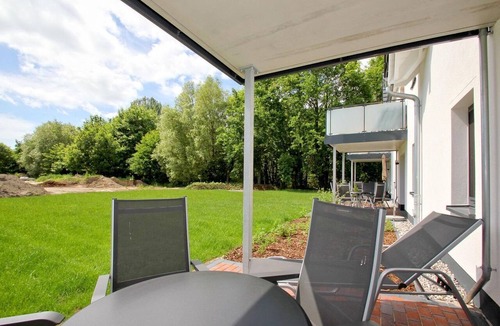 Monchgut-Granitz Apartment | Beachfront apartment with terrace, use of swimming pool and sauna - Rex Rugia H-1010 -