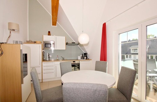 Gohren Apartment | Beachfront apartment with balcony, use of swimming pool and sauna - Rex Rugia apartment 14-5 -