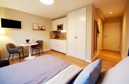 Bad Neustadt an der Saale Apartment | Beautiful apartment 1 in Bad Neustadt next to Rhön Klinikum Campus