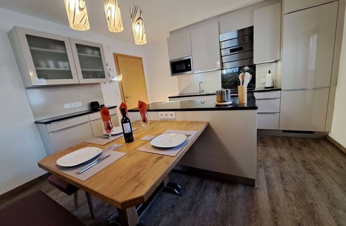 Finkenberg Apartment | Beautiful apartment for 8 people with WIFI, TV and balcony
