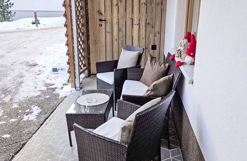 Finkenberg Apartment | Beautiful apartment for 8 people with WIFI, TV and balcony
