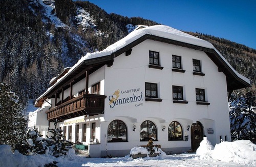 Feichten Apartment | Beautiful apartment for 4 guests with WIFI, TV, balcony and pets allowed