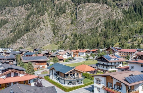 Unterlaengenfeld Apartment | Beautiful apartment for 5 people with WIFI, TV, patio and panoramic view