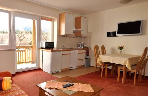 Reutte Apartment | Beautiful apartment for 5 people - near Neuschwans