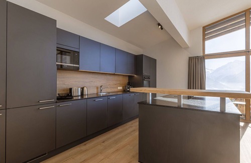 Paß Thurn Apartment | Beautiful apartment for 10 people with pool, WIFI, TV and terrace