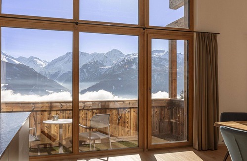 Paß Thurn Apartment | Beautiful apartment for 10 people with pool, WIFI, TV and terrace