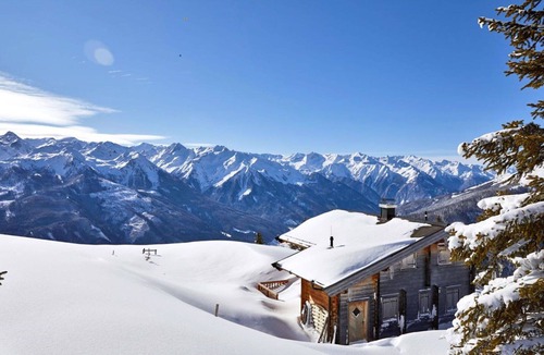 Paß Thurn Apartment | Beautiful apartment for 10 people with pool, WIFI, TV and terrace