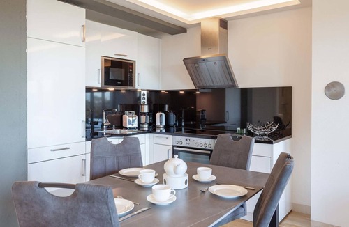 Prora Apartment | Beautiful apartment in Binz with outdoor swimming pool