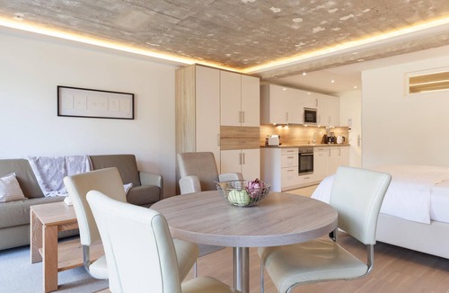 Prora Apartment | Beautiful apartment in Binz with indoor swimming pool