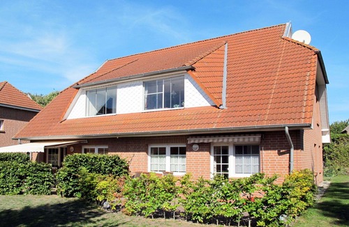 Ummanz Apartment | Beautiful apartment for 5 guests with WIFI, TV, terrace and pets allowed