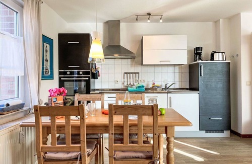 Ummanz Apartment | Beautiful apartment for 3 people with WIFI, TV and balcony