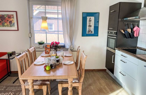 Ummanz Apartment | Beautiful apartment for 3 people with WIFI, TV and balcony