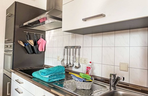 Ummanz Apartment | Beautiful apartment for 3 people with WIFI, TV and balcony