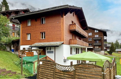 Graechen Apartment | Beautiful apartment for 4 guests with WIFI, TV, patio and panoramic view
