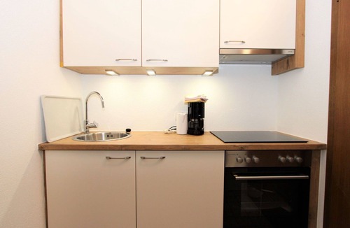 Kapfing Apartment | Beautiful apartment for 2 people with WIFI, TV, balcony, pets allowed and panoramic view