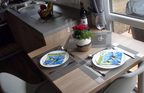 Wemding House | Beautiful apartment in villa for 4 guests with WIFI, A/C, TV, terrace and pets allowed