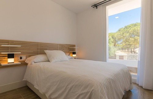Brena y Marismas de Barbate Natural Park Apartment | Beautiful apartment with outdoor pool, located very close to beautiful nature and only 3 km from the