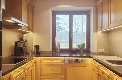 Reith bei Kitzbuehel Ski Chalet | Beautiful chalet with a wonderful view and pine bed